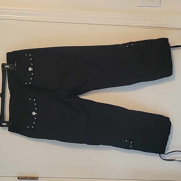 Embellished Ethyl capris - Picture 8 of 14